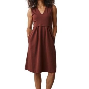 Orange-red nursing dress